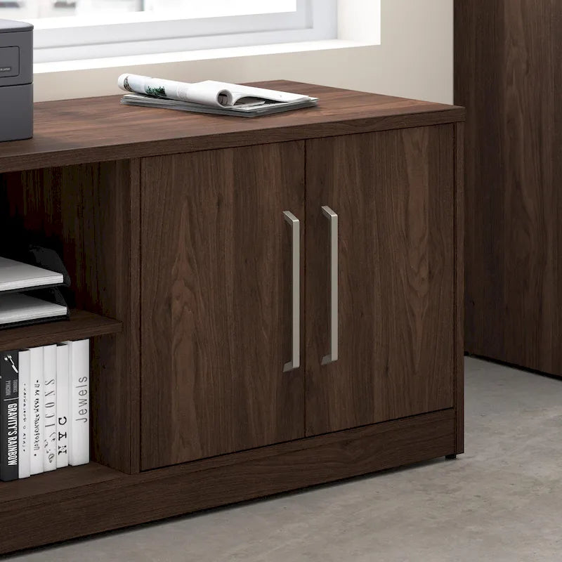 Meuble bas de rangement avec portes et étagères