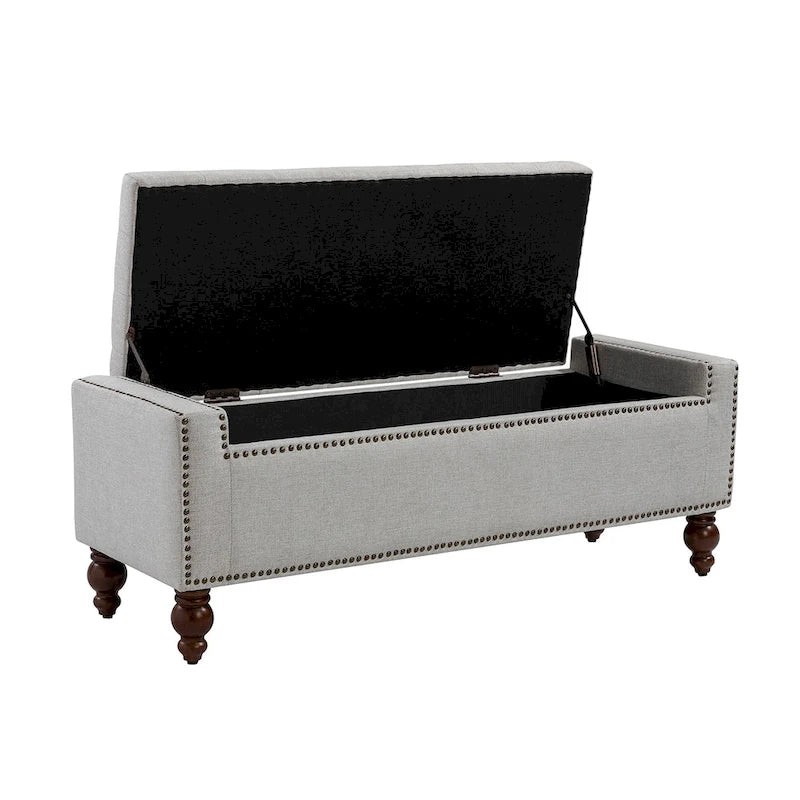 Banc de rangement capitonné classique avec garnitures cloutées