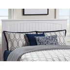Lit plateforme Queen avec pied de lit assorti en blanc