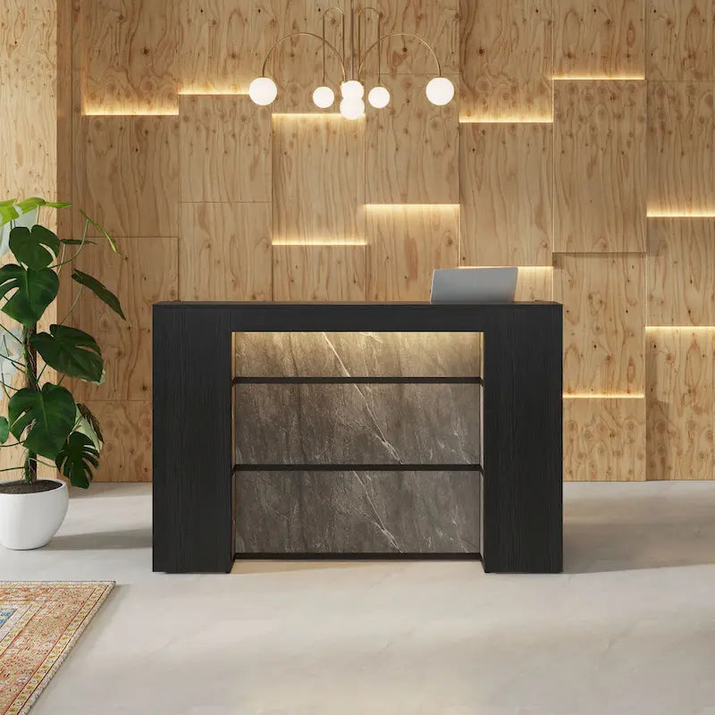 Comptoir d'accueil avec lumières LED et panneaux privés