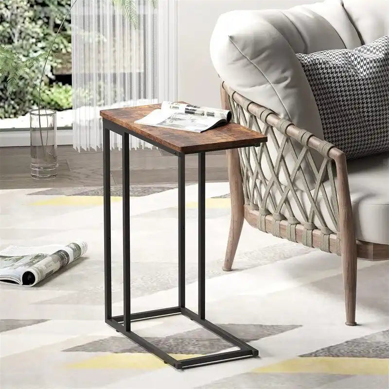 Table d'appoint en C
