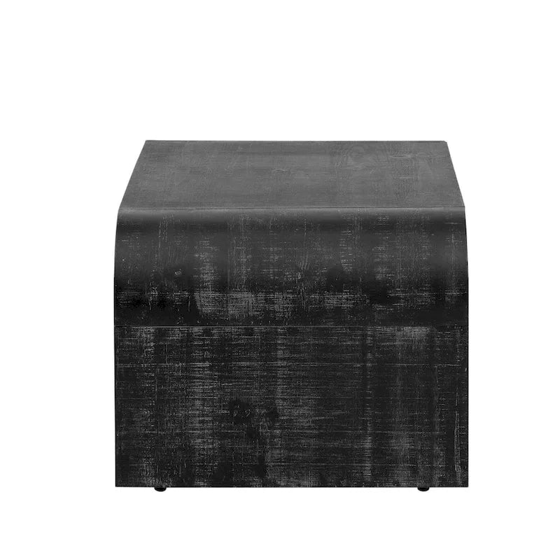 Table basse au design incurvé et à la finition en bois