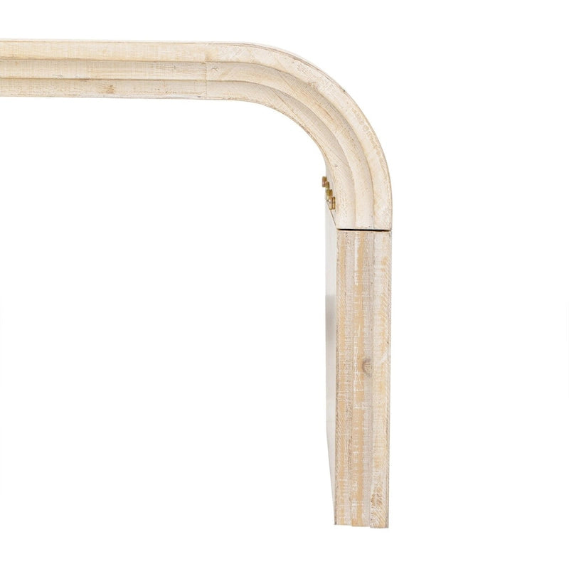 Table basse au design incurvé et à la finition en bois