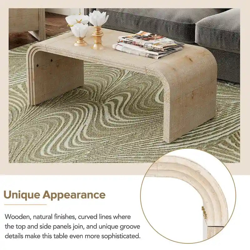 Table basse au design incurvé et à la finition en bois