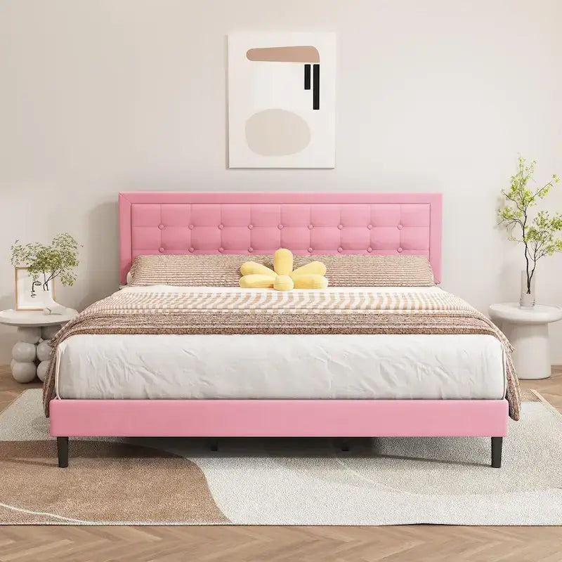 Cadre de lit plateforme capitonné avec tête de lit boutonnée